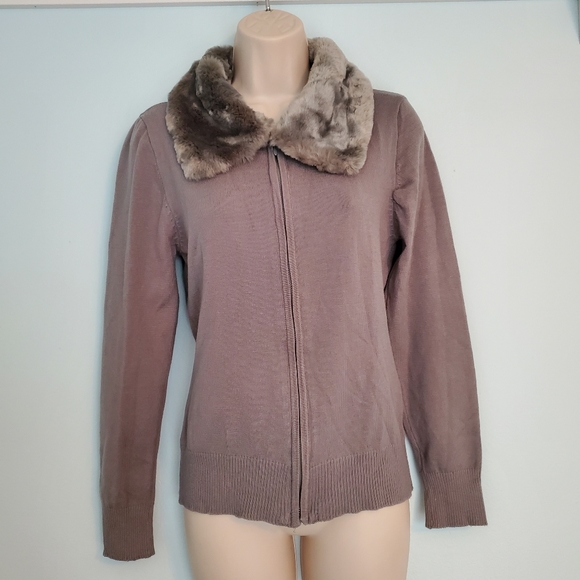 George Gray Zip Cardigan Sweater with Faux Fur collar - NWOT - Picture 2 of 11